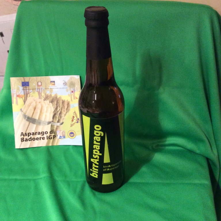 Birra artigianale all'asparago